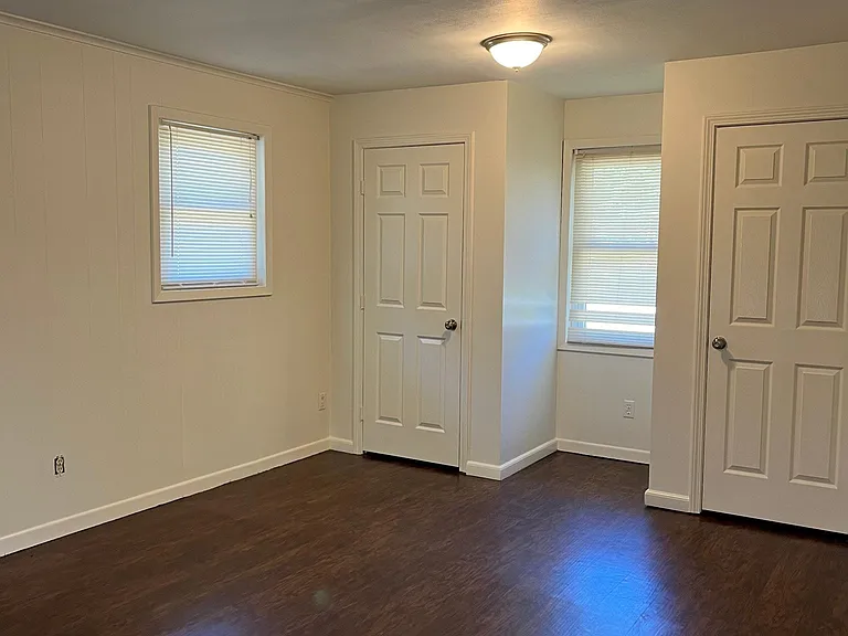 638 San Fernando Dr SE — Photo 18