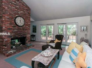 30 Wildwood Rd, Hilton Head Island, SC 29928