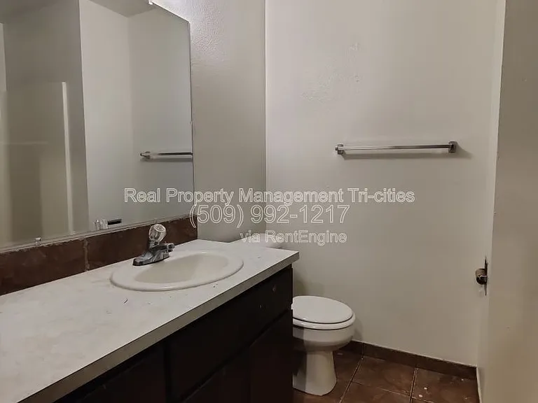 1816 W 21st Ave #C — Photo 11