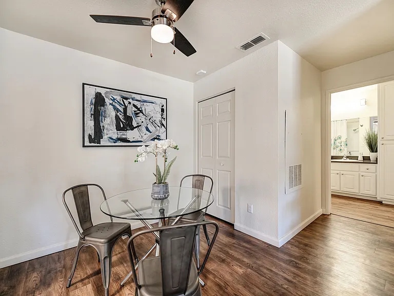 Kildare Dining Room