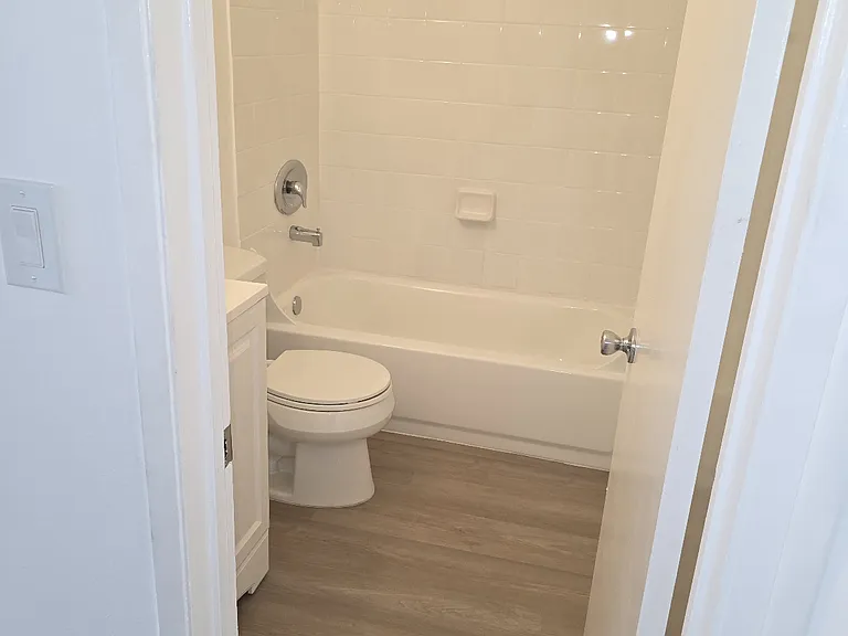 511 Raymond Ave #7 — Photo 5