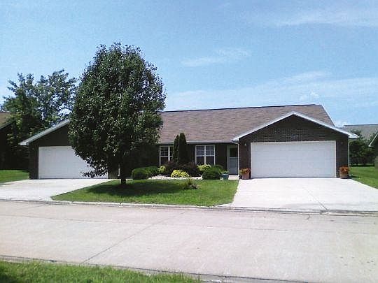 2nd image of 3213 Mark Twain Ave #B