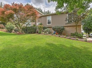 304 Heritage Ln, Jonesborough, TN 37659