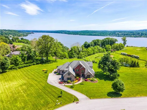 3 Pinnacle Boulevard, Newburgh, NY 12550