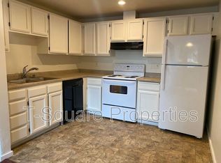 7041 S 116th Pl APT 103, Seattle, WA 98178
