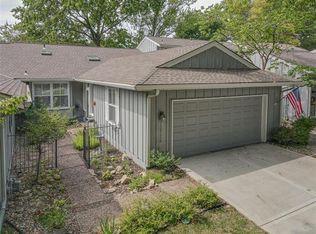 12774 Overbrook Rd, Leawood, KS 66209