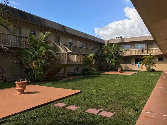 4th image of 1350 NE 119th St APT 8