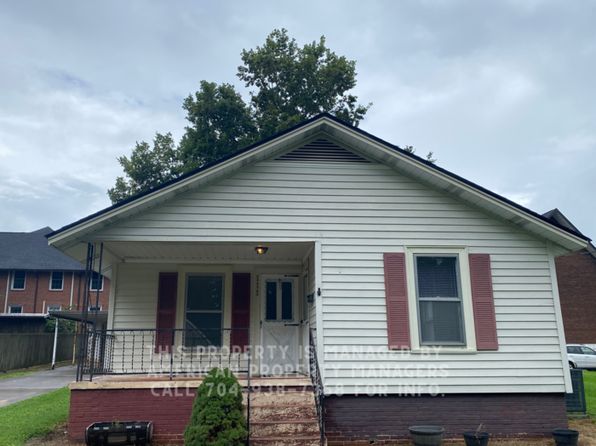 111 W Vance St