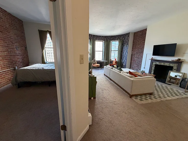 12 Westland Ave #4 — Photo 7