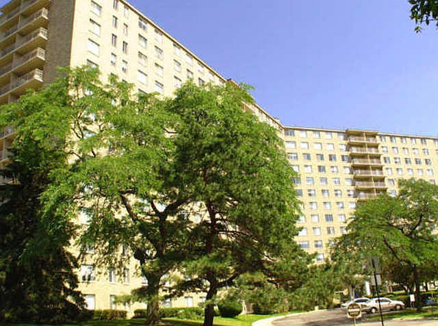 1st image of 6833 N Kedzie Ave APT 213