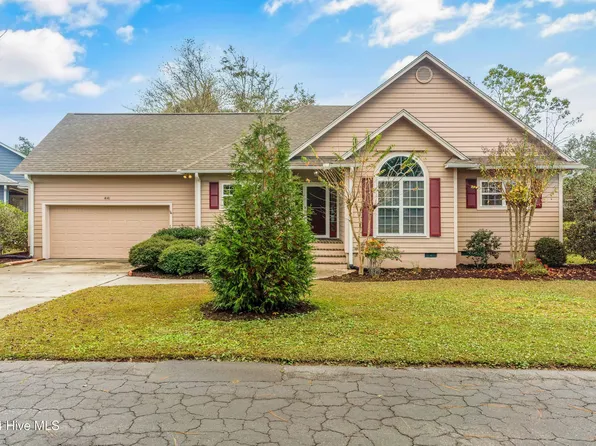 4141 Ashdon Place SE, Southport, NC 28461