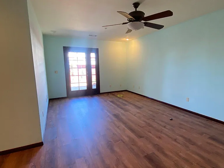3012 Colina Verde Ln — Photo 11
