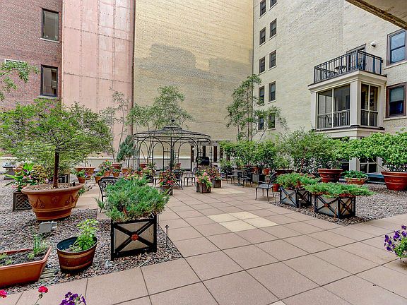 2nd image of 123 W Washington Ave Unit 405