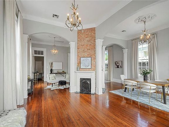 4th image of 1019 Foucher St