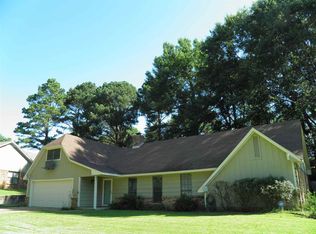 102 Lowe Cir, Clinton, MS 39056