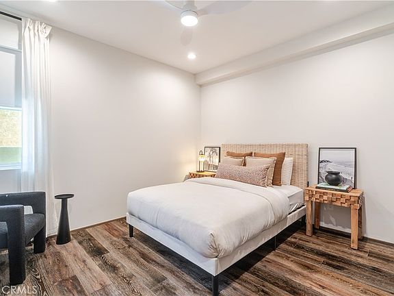 2nd image of 2707 Rockefeller Ln #B