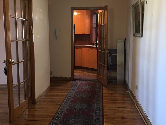 3rd image of 540 Ocean Pkwy #3MM