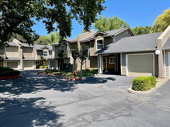 3rd image of 6102 Beech Ave APT 111