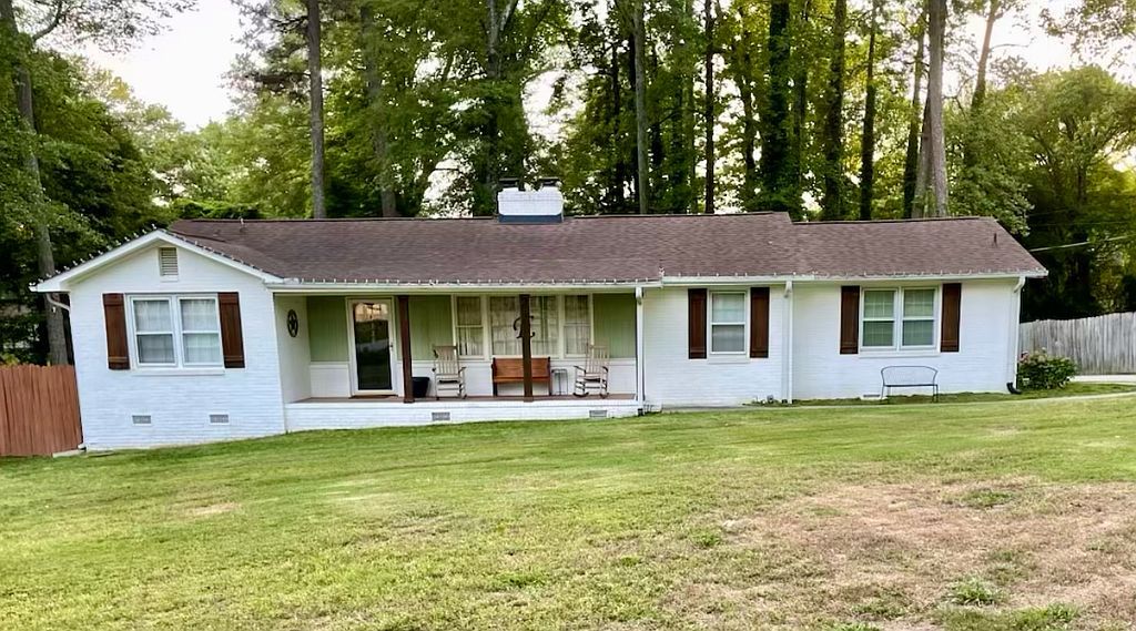 120 Carlton Dr - Property Image