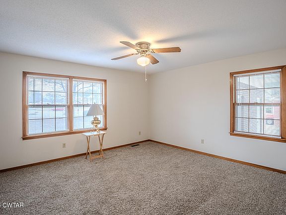 5th image of 2651 N Central Ave