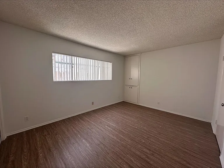 1953 Overland Ave #3 — Photo 17