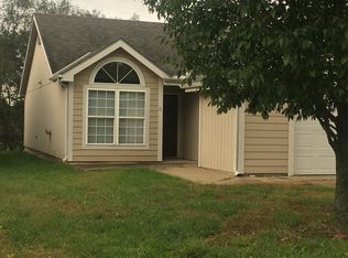 1333 Sunchase Dr, Lawrence, KS 66044