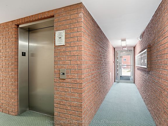 3rd image of 1101 Clement St #122