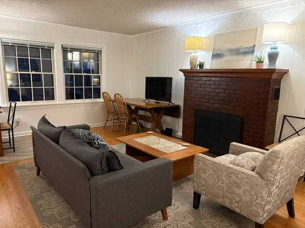 (undisclosed Address), Seattle, WA 98125