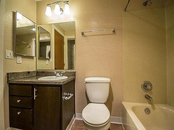 5th image of 13410 Greenwood Ave N APT 406