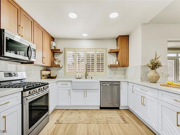5th image of 3009 Anna Bay Dr