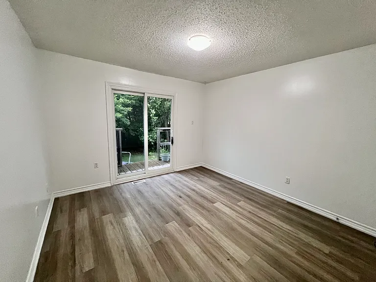 790 Stone Church Rd E #1 — Photo 13