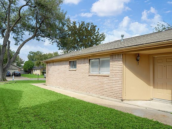 5th image of 11602 Henley Dr