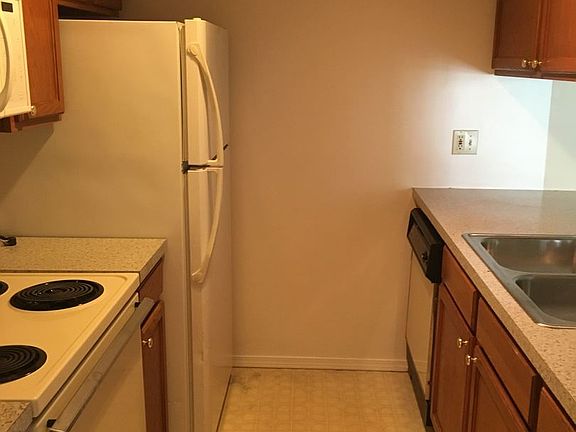 4th image of 514 Nirk Ave APT E