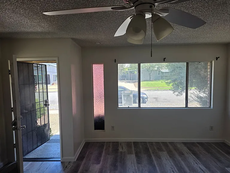 17049 Ivy Ave — Photo 5