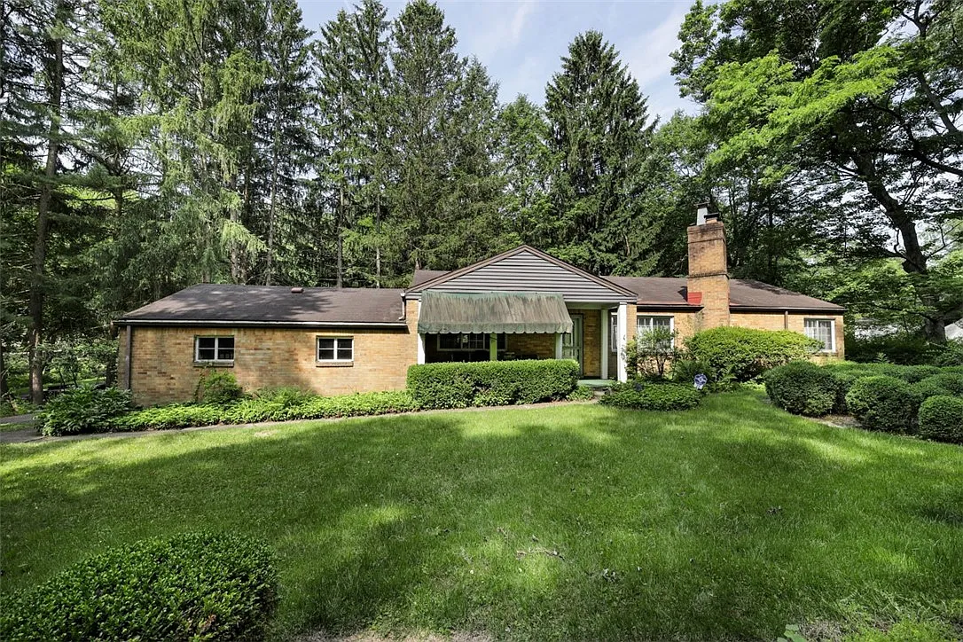 23 Woodland Farms Rd photo 1