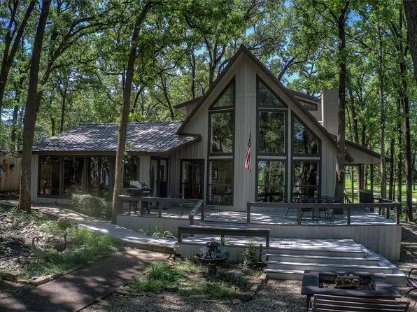 395 County Road 1780, Yantis, TX 75497