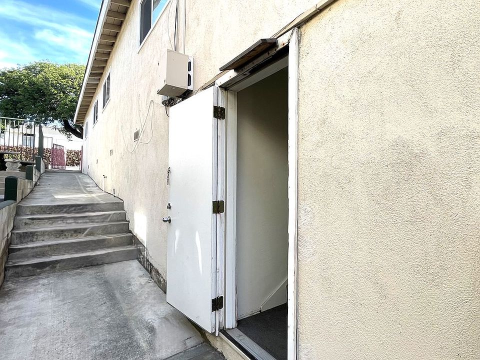 1st image of 117 S Horne St APT D