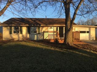 2 White Oak Ct, Hartford City, IN 47348