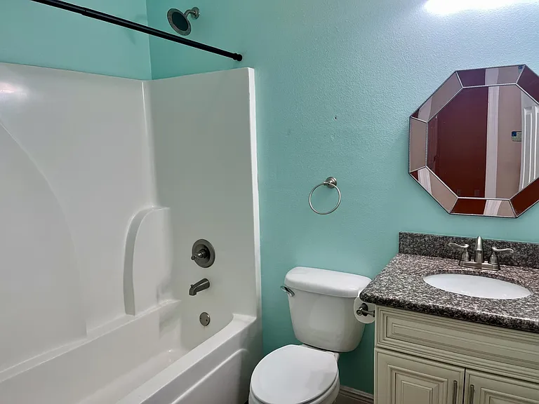 2235 Palo Alto St — Photo 16