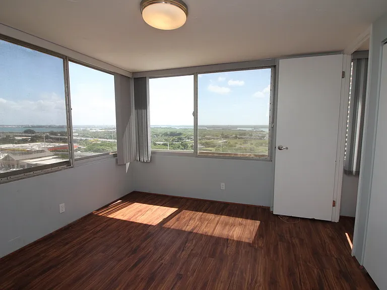 1060 Kamehameha Hwy #1803B — Photo 5