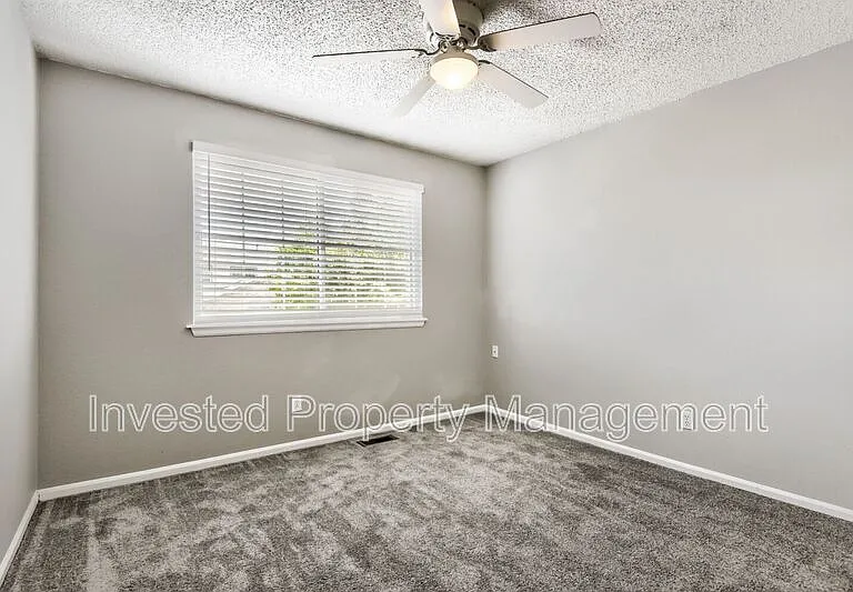 4849 N Foxtail Dr — Photo 15