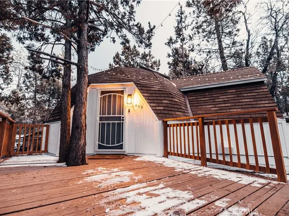 403 Highland Ln, Sugarloaf, CA 92386