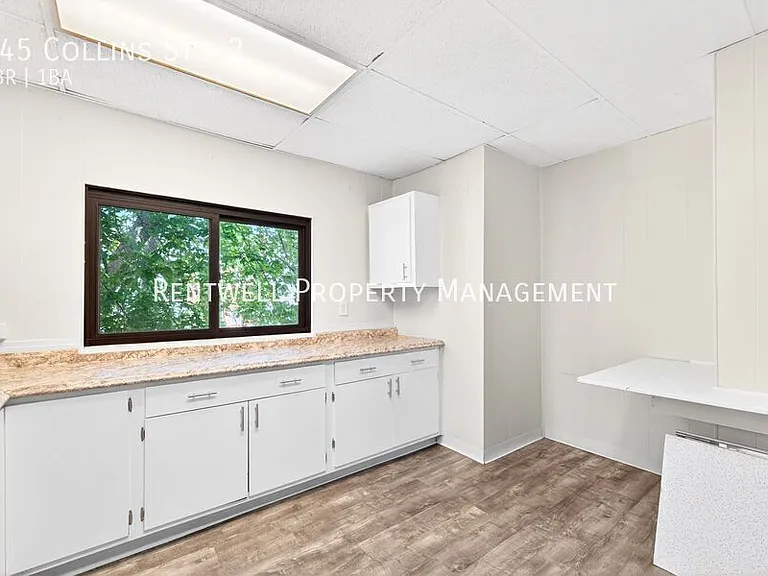 845 Collins St #2 — Photo 5