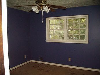 2nd image of 3629 Victoria Dr