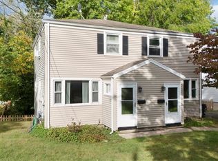 18 Briggs Ave #18, Fairport, NY 14450