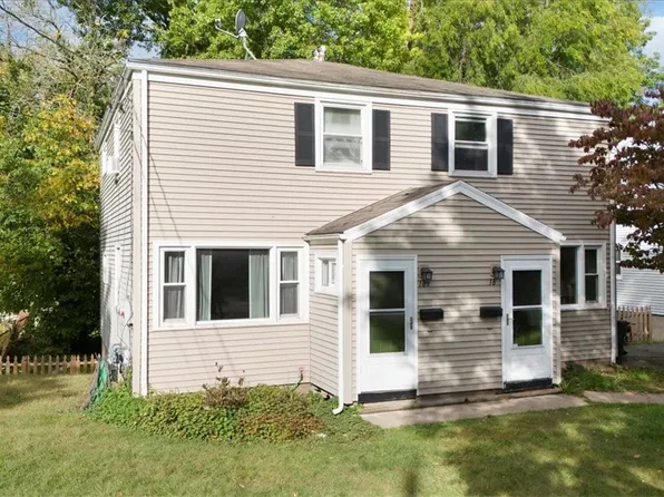 18 Briggs Ave #18, Fairport, NY 14450
