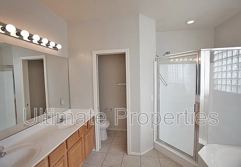 6331 W Pontiac Dr — Photo 16