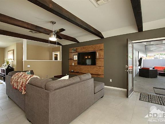 3rd image of 42675 Darien Dr