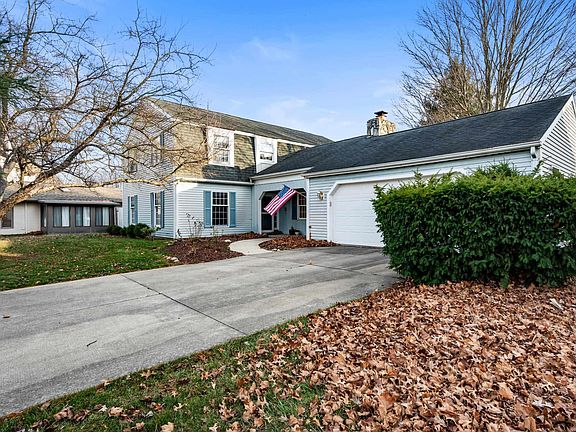 4th image of 2409 W Sacramento Dr
