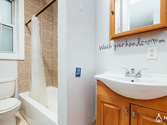 3rd image of 39-25 24th St #1F